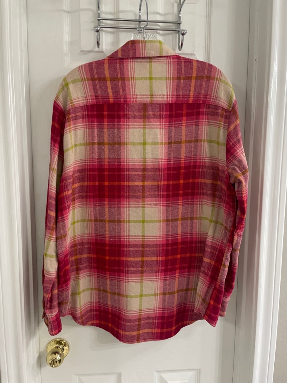 Old Navy Pink and Red Plaid Boyfriend Shirt Size M - Picture 3 of 3
